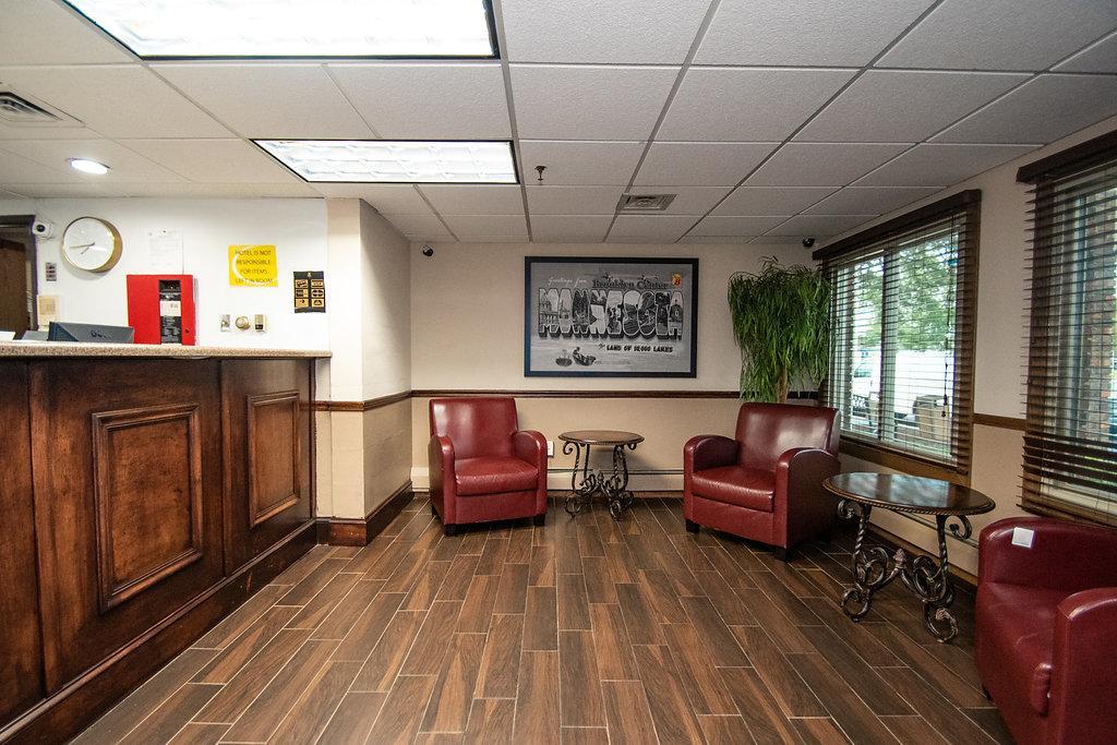 Отель Super 8 By Wyndham Brooklyn Center/Mpls Экстерьер фото
